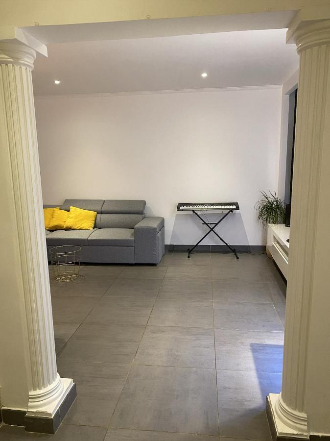 Maison Lyon-Bron Eurexpo - Stadium Groupama Apartment Bagian luar foto